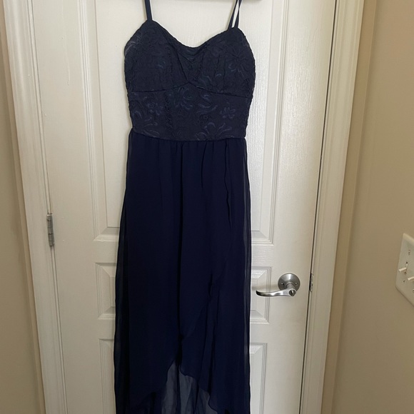 Worn once - Picture 1 of 1